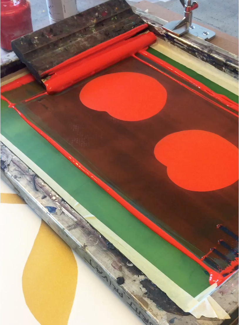 SILKSCREEN PRINT RED/GOLD CHERRY